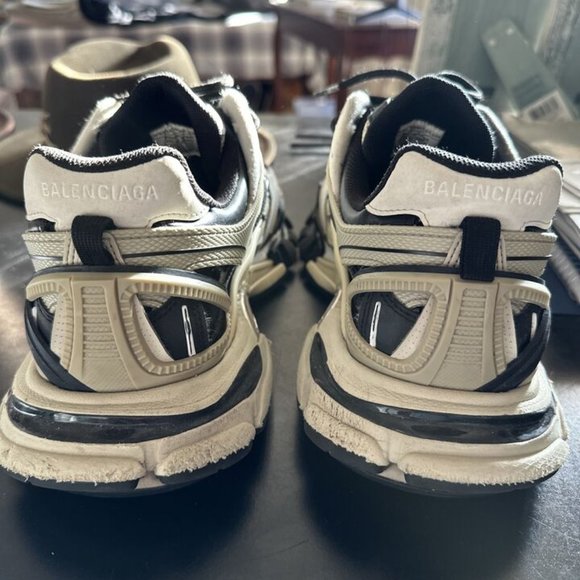 Balenciaga Track.2 Open Sneaker Size 11 US - Picture 4 of 4